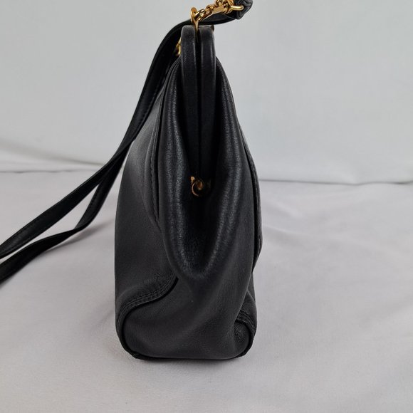 Liz Claiborne Leather Co Black Snap Crossbody Clutch Satchel Shape - Picture 4 of 16